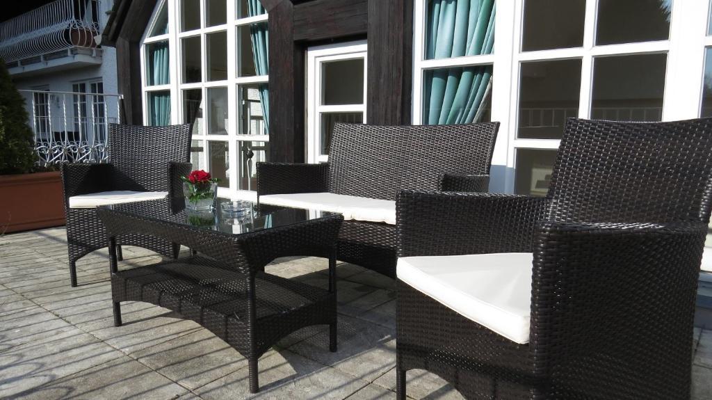 Park Hotel Am Schloss Ettringen  Стая снимка