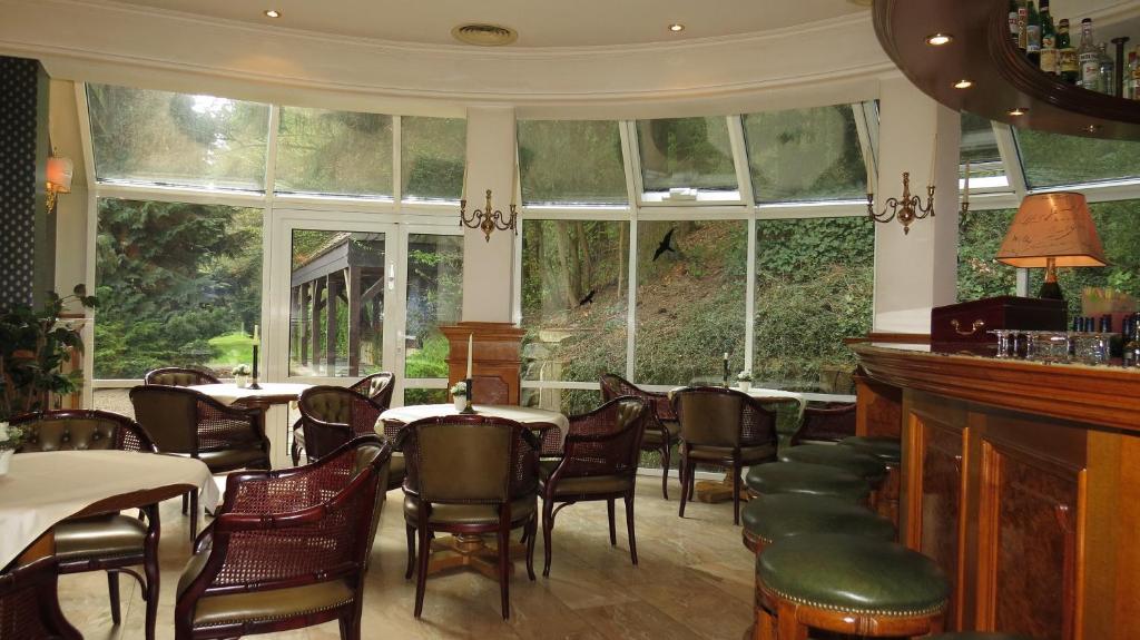 Park Hotel Am Schloss Ettringen  Екстериор снимка